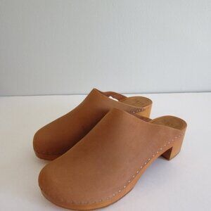 BRYR Gabe in Cedar Leather Clogs Slip On Wood Block Heel Size 10 NEW